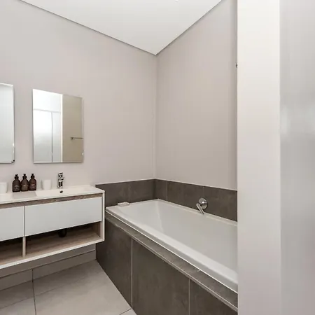 Sandton Gate Luxury Apartments Johannesburg Exterior photo